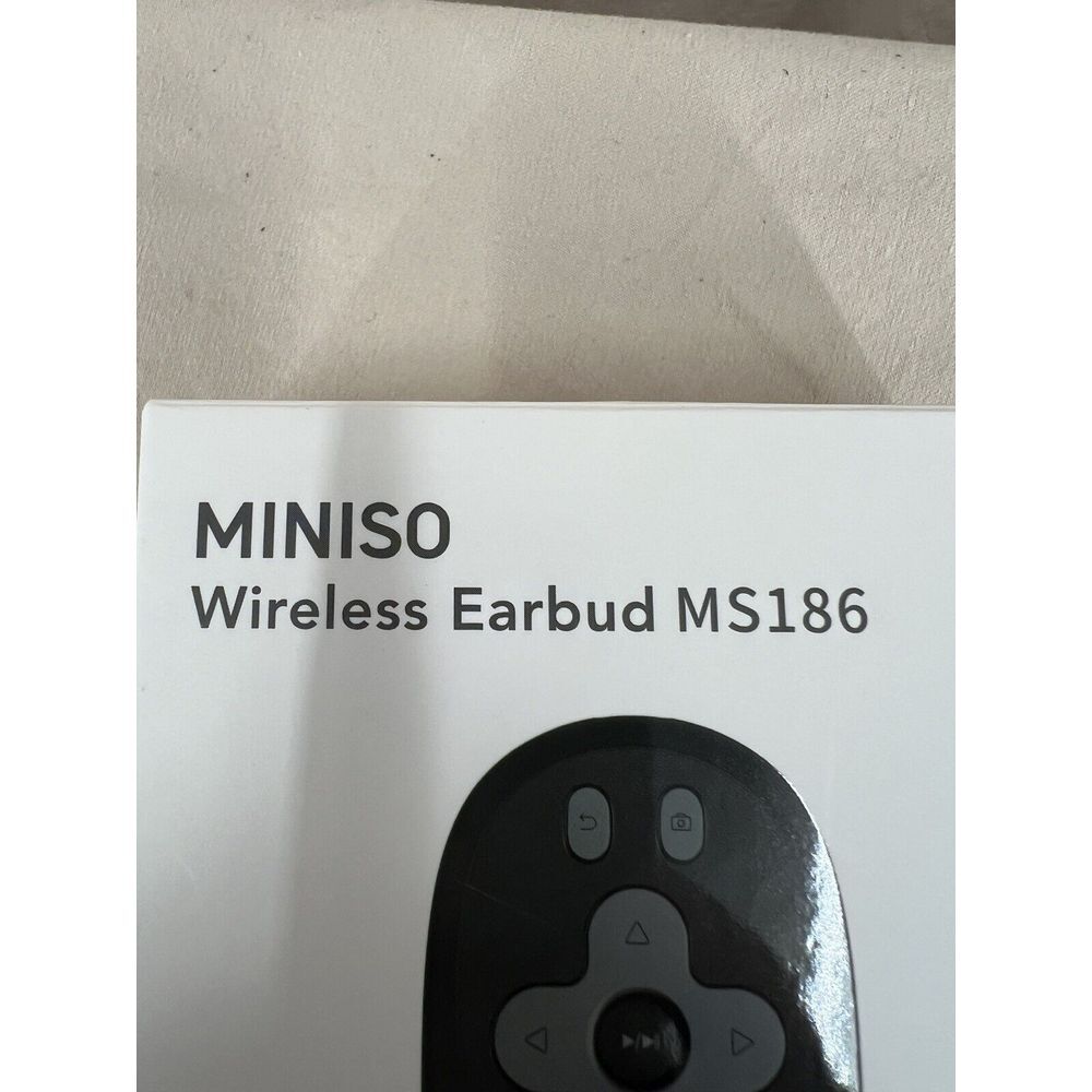 Miniso Wirless Earbud MS186 with Remote Black In Ear Phone Hands Free - Picture 2 of 5
